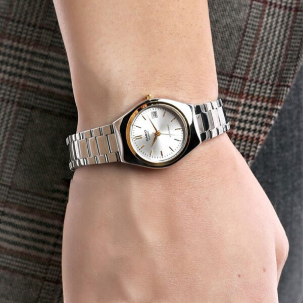 9927feb263e7f7bb441af2aed4c27865